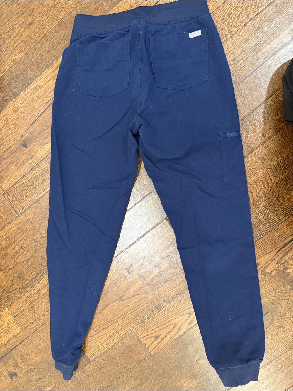 Figs pants - Picture 4 of 4
